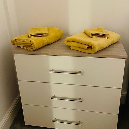 #0509 Two Bedroom Serviced Apartment- Free Parking Derby Exterior foto